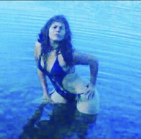 La Jefa BLANCA PERLA beau modèle photo