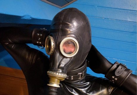 Max Pup star du porno de haute qualité photo