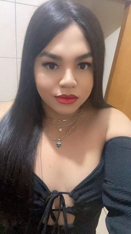 MEL JEGUINHA modèle hd archive