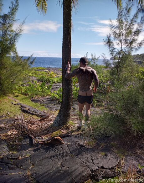 gros seins ébène onlyfans art exclusif galeries