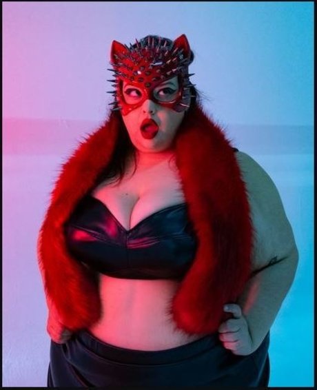 AnActingAngel modèle hd des photos