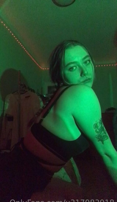 celebrity hannah montana étoile nue des photos