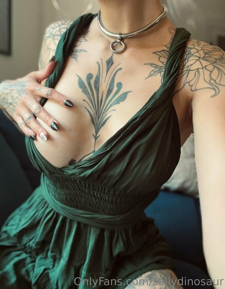 Sallydinosaur star exclusive archive