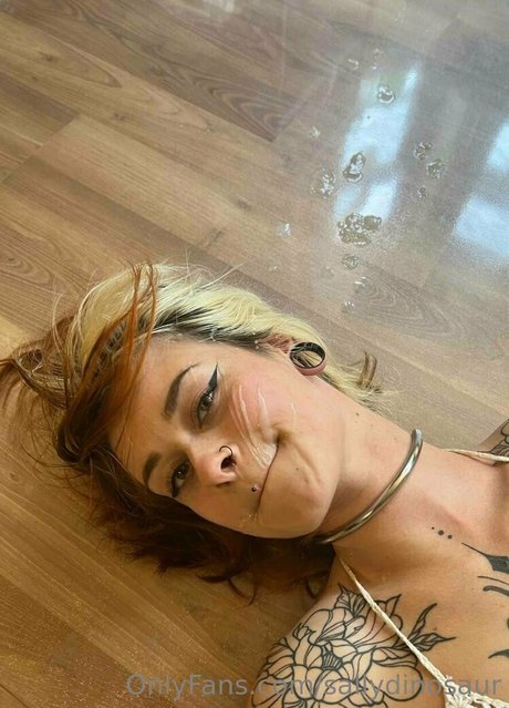 Sallydinosaur modèle xxx collection