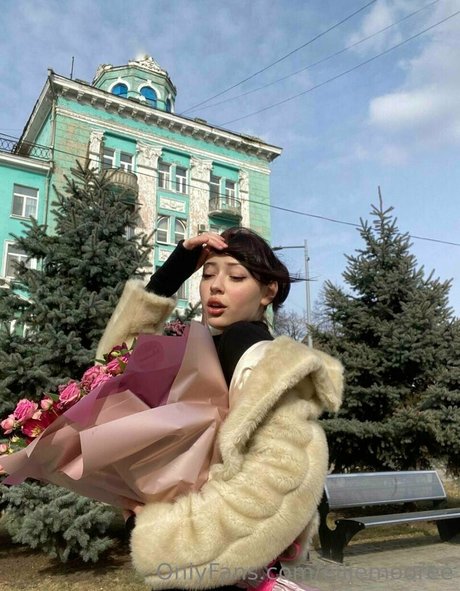 elliemooree modèle exclusif collection