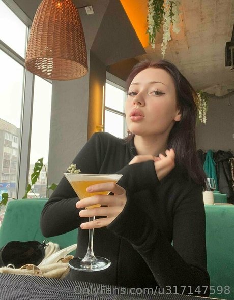 elliemooree star exclusive archive