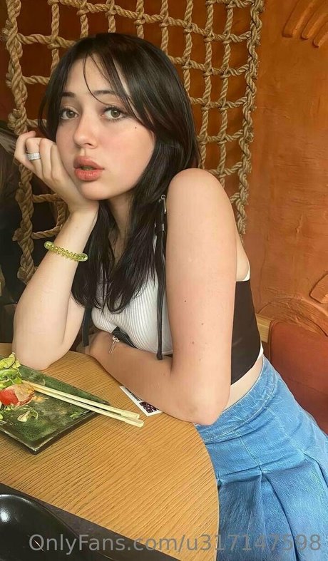 cul écarté onlyfans adulte érotique image