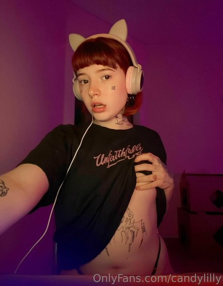 brattyauroravip actrice de grande qualité image