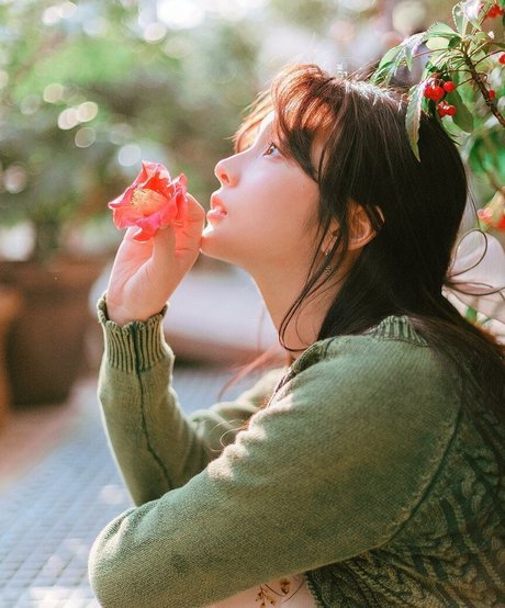 lesbiennes aux gros seins onlyfans sympa érotique image