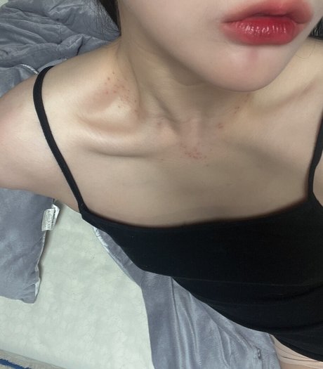 fans asiatiques poilus uniquement adulte chaud image