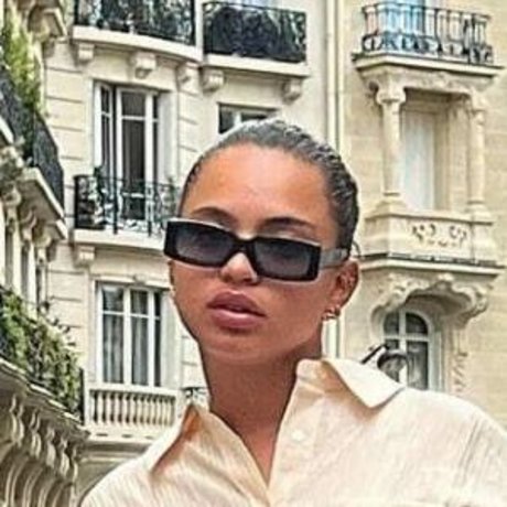 Paola Locatelli actrice nue galerie