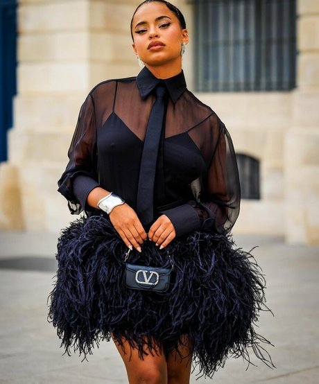 Paola Locatelli star du porno exclusive photos