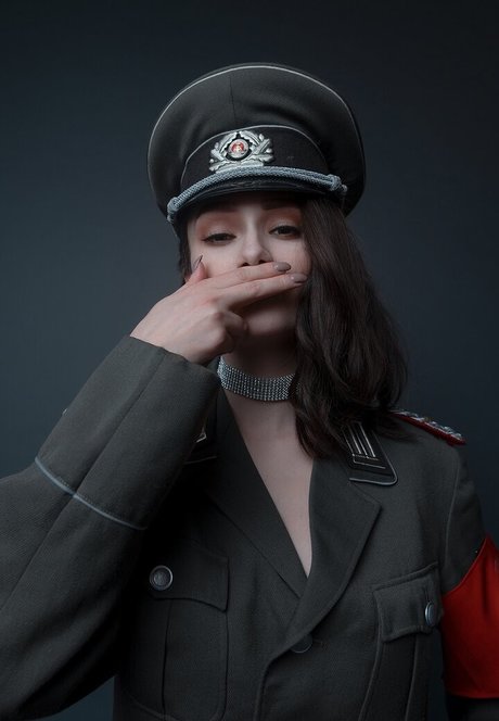 pom-pom girl asiatique onlyfans beau meilleur img