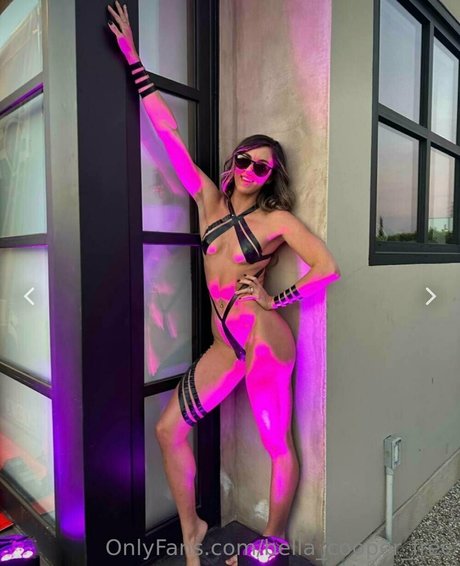 bella cooper free haut modèle photos