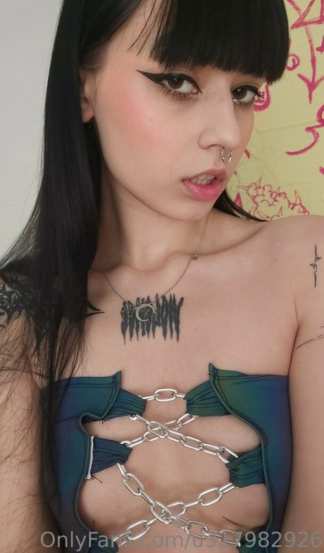 nefer titi xxx joli modèle images