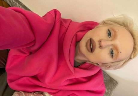 ladyy diamond modèle sympa photo