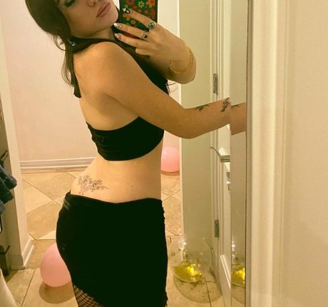 babyjadez mannequin photo