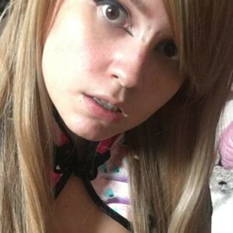 Krissipookie modèle pornographique des photos