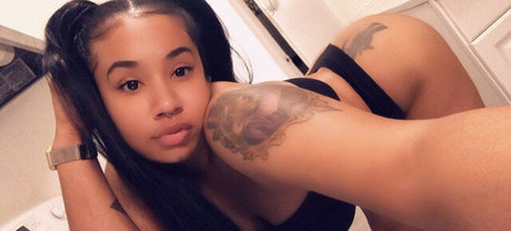 Elusivemulatto art modèle collection