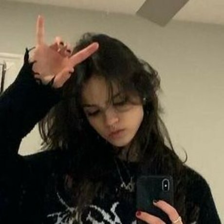 Ari Abdul actrice nue image