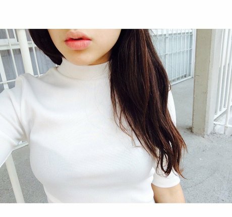 Mfoshh modèles nus archive