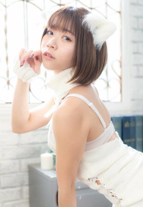 Mikity me modèle joli photo