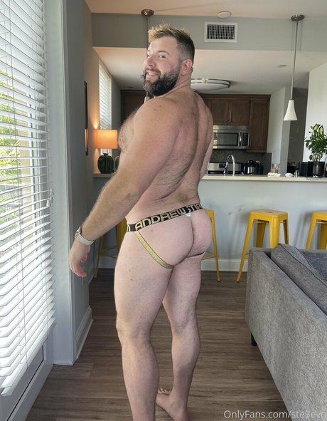 ste3evn modèle hd galerie