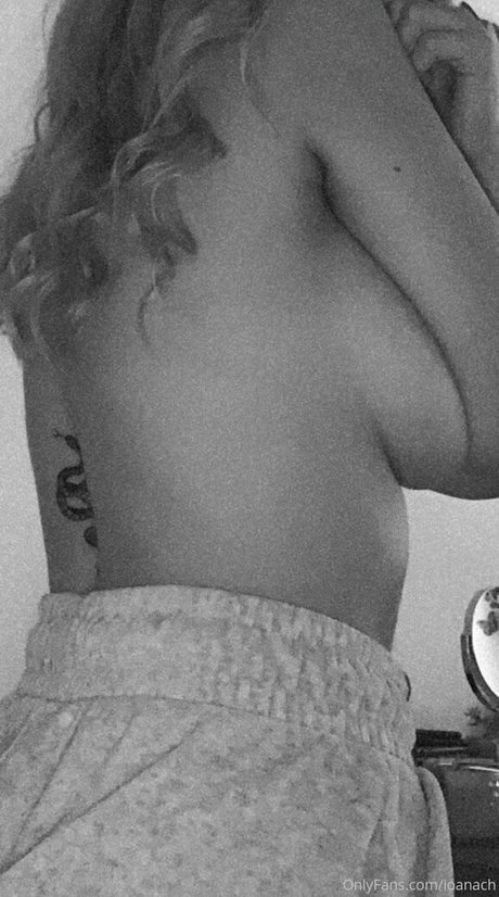 ioanach étoile adulte galeries