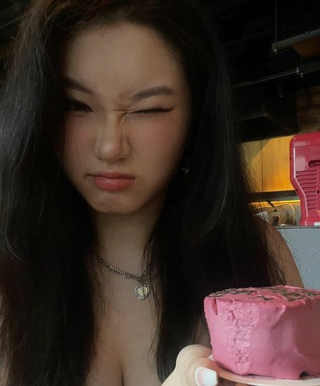 Vicki Mranrr modèle magnifique collection