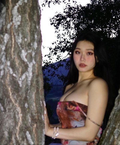 Vicki Mranrr modèle joli galerie