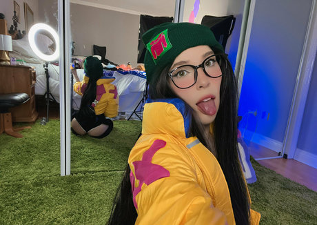 milf aux gros seins onlyfans chaud belle image