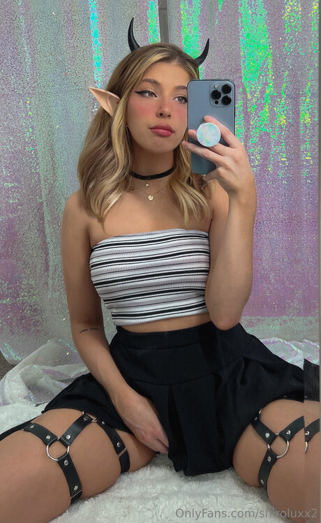 shiroluxx2 actrice sexy archive