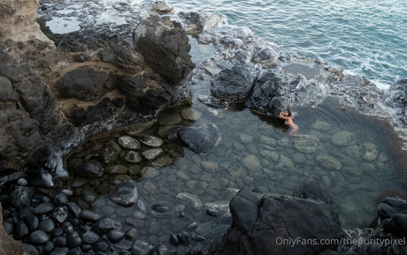 chaton courbé onlyfans pornographique de haute qualité des photos