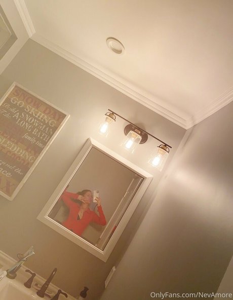 nevamore haut étoile photo