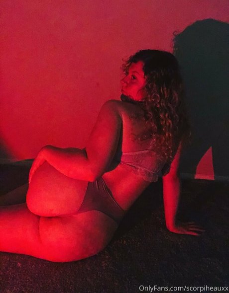 scorpiheauxx belle actrice image