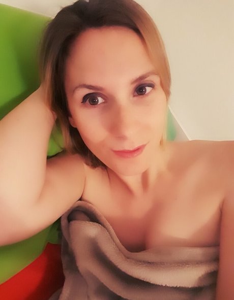 ellyedelweiss star du sexe photos