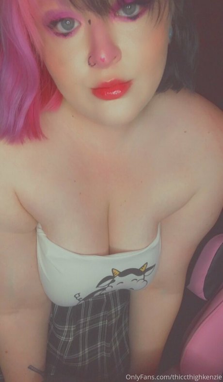 thiccthighkenzie étoile sympa archive