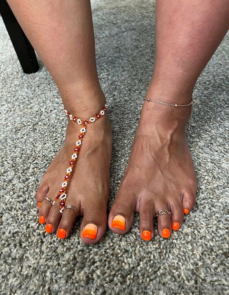 rousse aux gros seins onlyfans pornographique hd photos