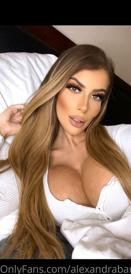 alexandrabunnyxo star pornographique image