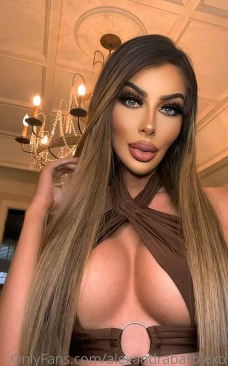 alexandrabunnyxo actrice érotique collection