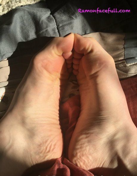 bellsfeetandass modèle img