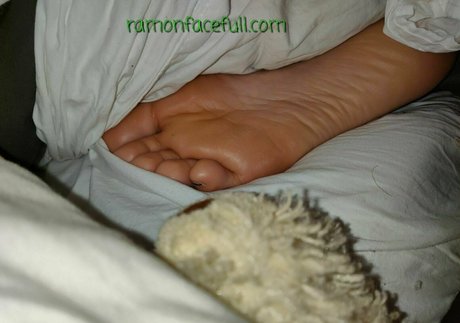 bellsfeetandass art modèle image