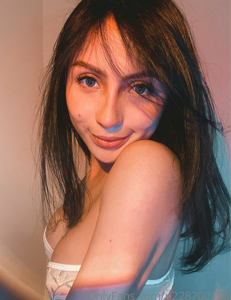 charlotte19y étoile chaude galeries