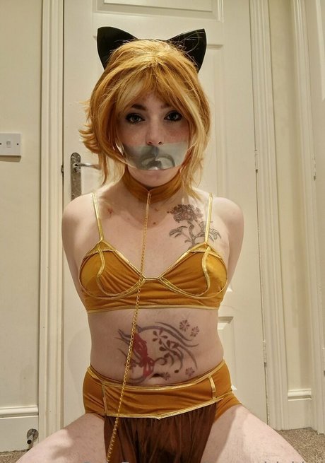 transgirlakira actrice parfaite des photos