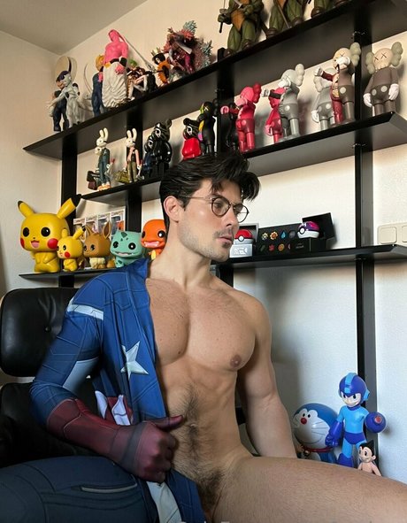 efureimu modèle chaud galeries