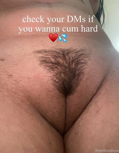 cheveux noirs onlyfans nus gratuits collection