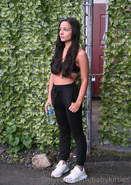 grosse bite baise onlyfans hd xxx image