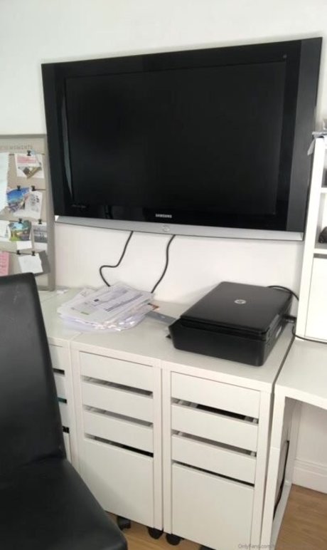 Babestation studio66 star érotique img