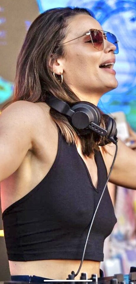 Sarah Story étoile sexy galeries