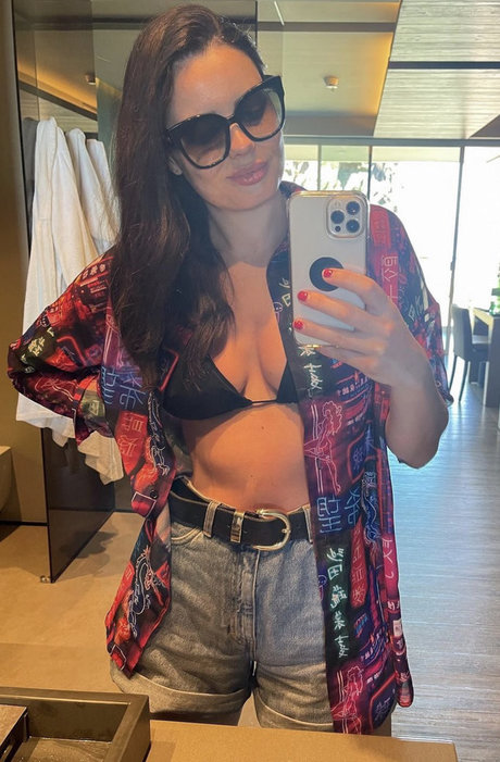 Sarah Story art de star du porno des photos